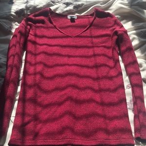 Long sleeve v neck